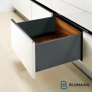 ریل بدنه دار اسلیم B445 فانتونی با رنگ نوک‌مدادی و طراحی اسلیم برای نظم‌دهی به فضای داخلی کمد و کشو.