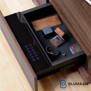 کشو ایمنی داخل کمد و میز فانتونی از برند فانتونی، یک راه‌حل امن و زیبا برای نگهداری وسایل شما.