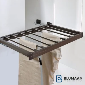 رک ریلی جای شلوار ایتالین فانتونی از برند فانتونی، با طراحی زیبا و کیفیت بالا برای نظم دادن به شلوارهای شما.