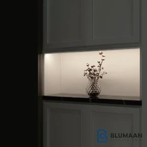 چراغ LED زیر یونیت هوایی فانتونی با نور گرم و طراحی مدرن، مناسب برای نورپردازی زیر کابینت و فضاهای مختلف.