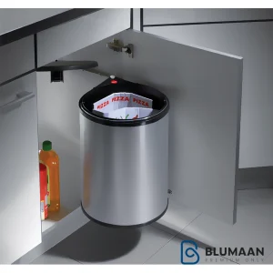تصویر باکیفیت از سطل زباله توکار لولایی هایلو (Hailo) مدل بیگ باکس Q440 - فانتونی در آشپزخانه.