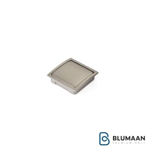 تصویر باکیفیت از دستگیره 226 ملونی با رنگ زیتونی مات و قطر 35mm، مناسب برای درب‌های مختلف.