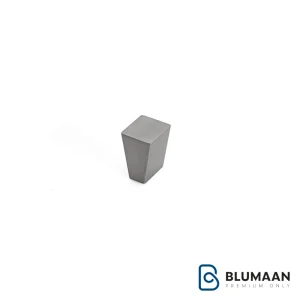 دستگیره 332 ملونی با طراحی مدرن و رنگ مشکی مات، مناسب برای انواع درب‌ها.