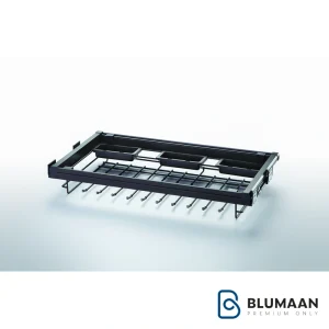 جاشلواری ریلی و زیورآلات داخل کمد لباس یونی هوپر با طراحی زیبا و کاربردی برای نظم دهی به کمد لباس