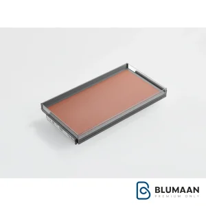 طبقه چرمی ریلی داخل کمد لباس با بدنه LED WS4159 - یونی هوپر از برند یونی هوپر و سری venka با رنگ موکا.