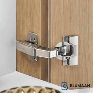 لولا صفر درجه (بلاین کرنر) پمپی بلوم - نمای دوم