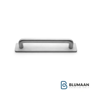 عکس دستگیره کابینت تریست زئوس با رنگ مشکی، که برای کابینت‌های آشپزخانه و کمدها استفاده می‌شود.